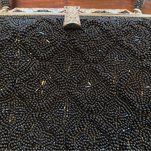 Vintage Beaded Handbag - Picture 2 of 11